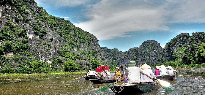 Hoa Lu - Tam Coc